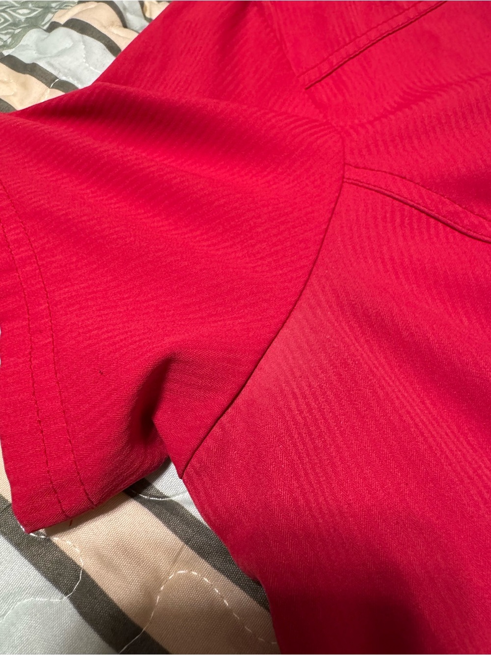 Elle Women’s Red Scrub Top - Picture 16 of 16
